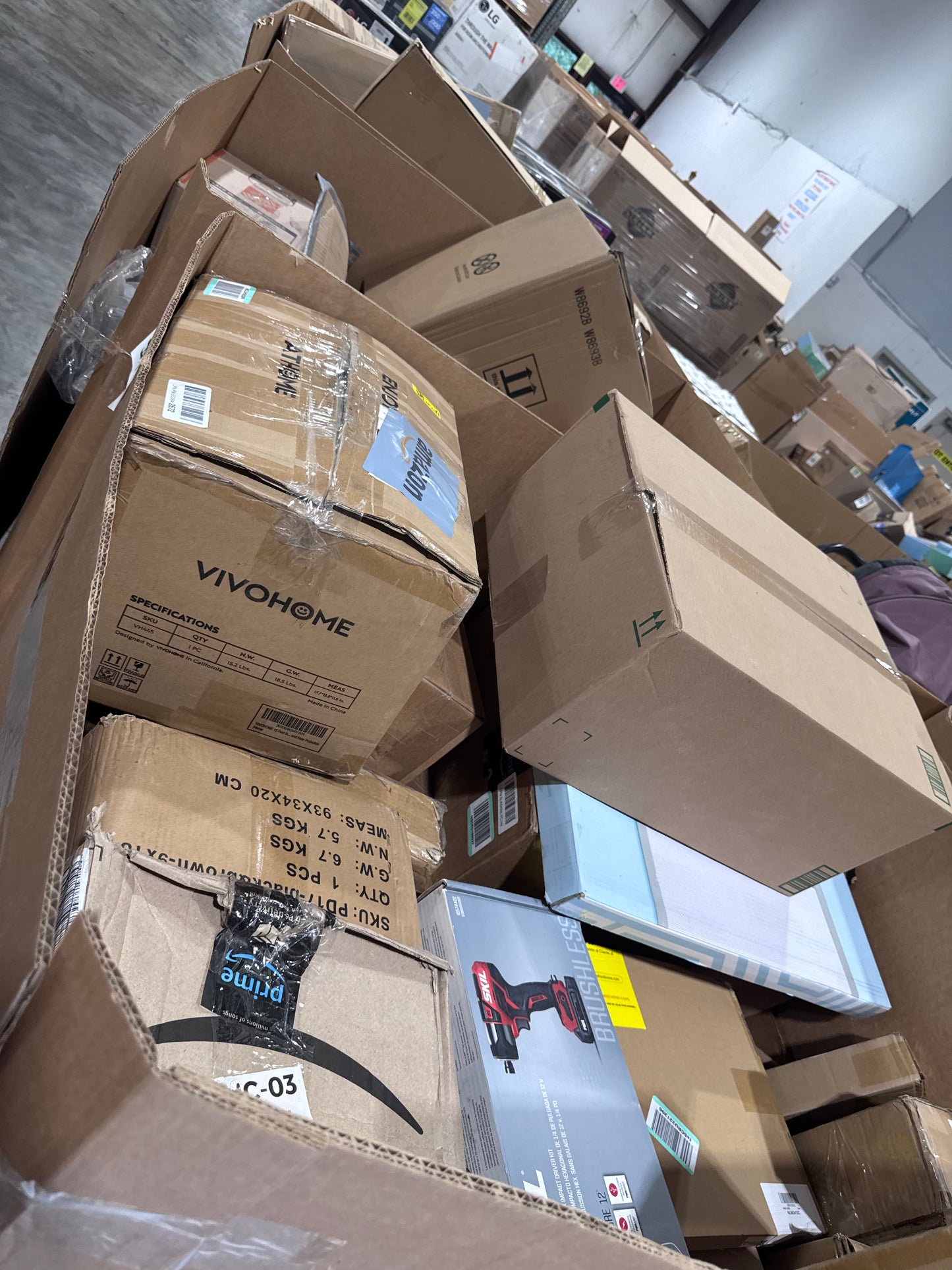Amazon Medium General Merchandise Truckload