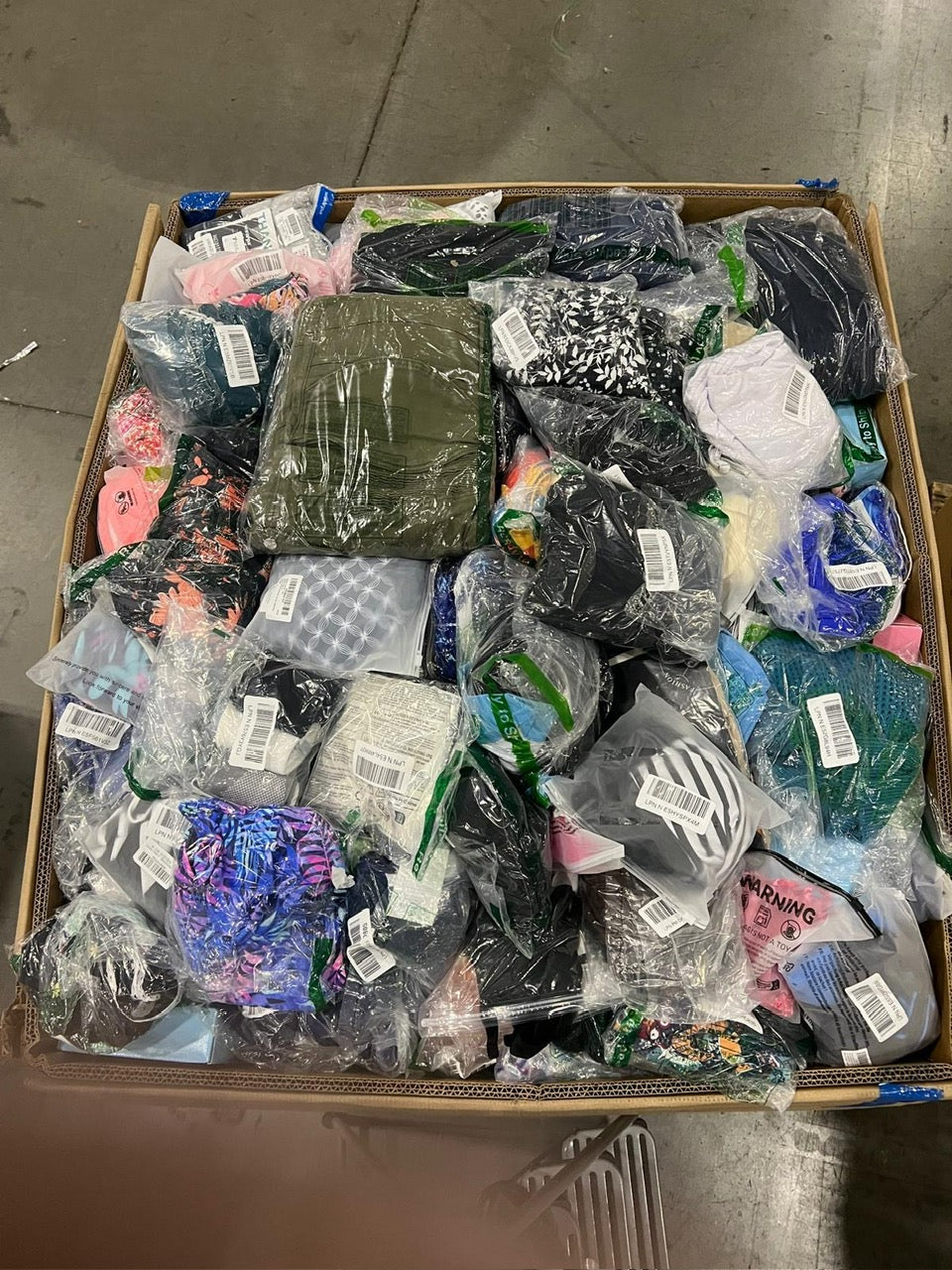 Amazon Clothing Truckload - All New Overstock